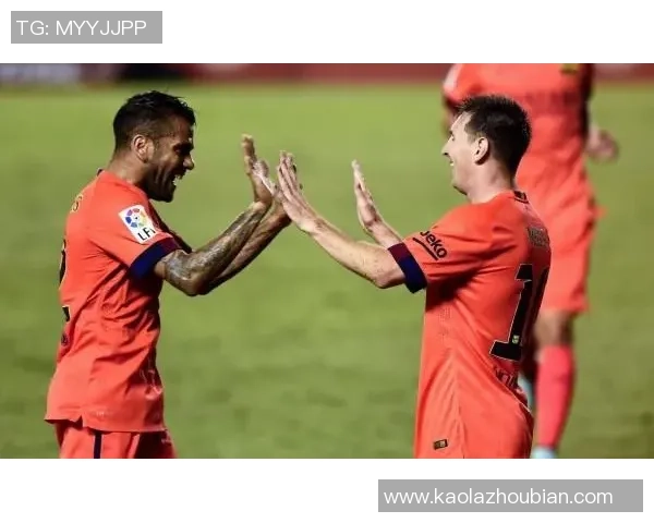 足球明星进球瞬间击掌庆祝的精彩瞬间图片合集