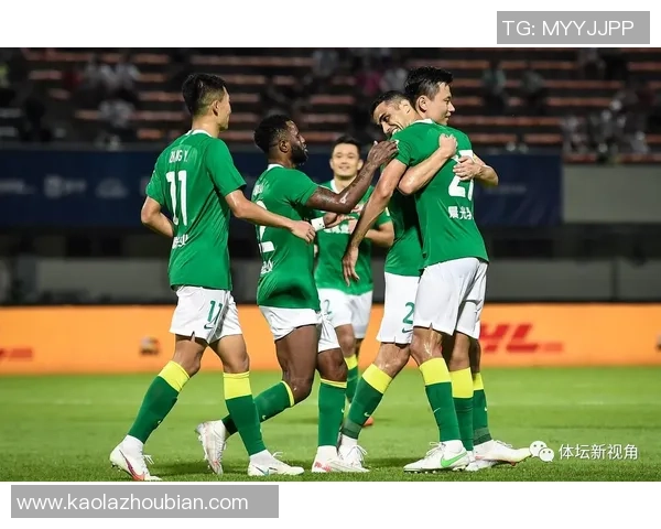 武汉羽毛球队在城市联赛中以97分稳居积分榜首位展现强劲实力 武汉羽毛球队在城市联赛中以97分稳居积分榜首位展现强劲实力