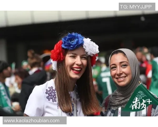 足球明星时尚衣装搭配解析与精选图片展示让你领略球场外的魅力风采